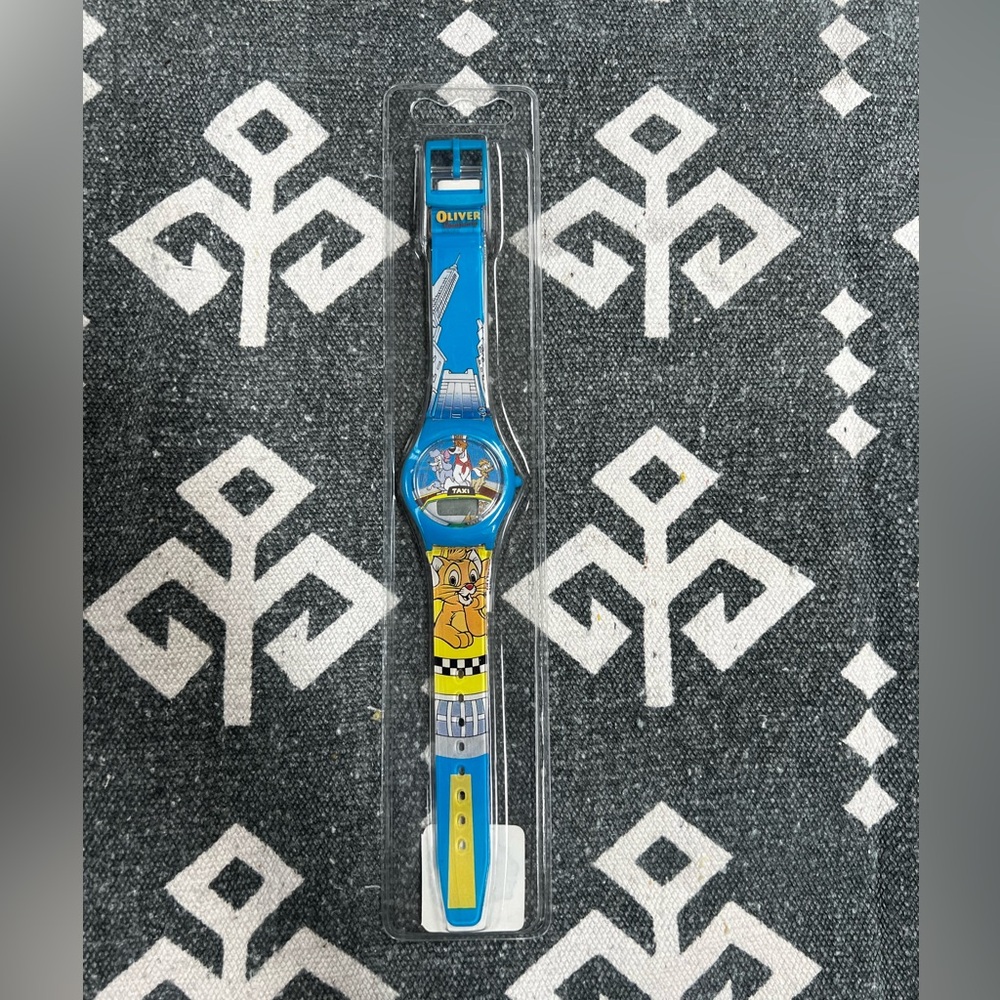 Oliver & Company Disney Watch | 90s Throwback